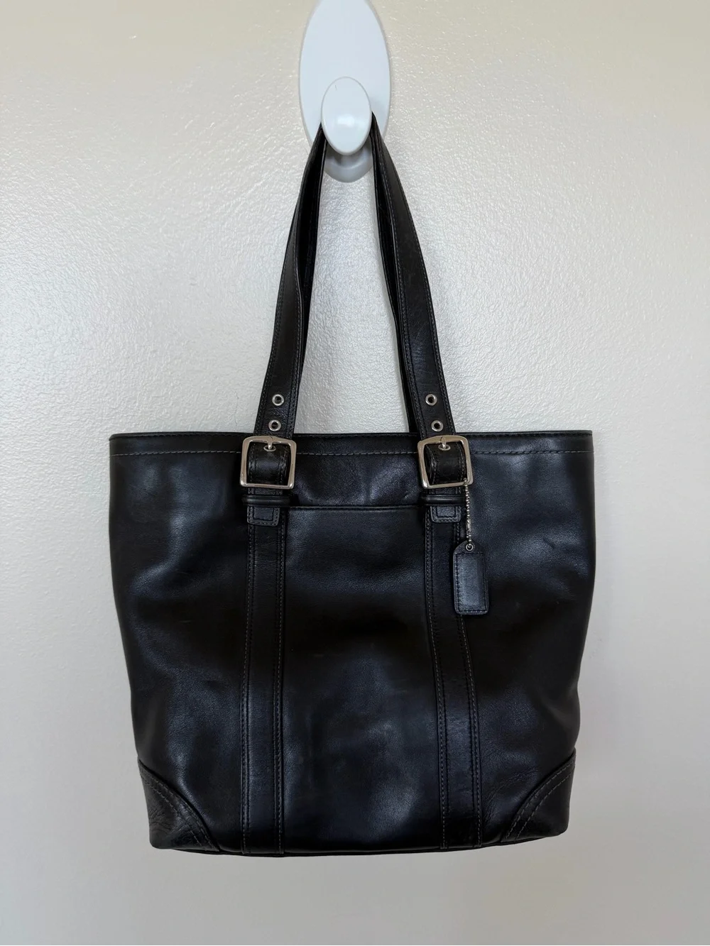 COACH Hampton F10194 Vintage Black Smooth Leather Tote Shoulder Bag